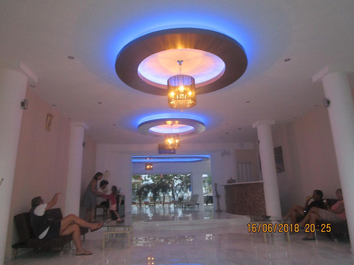 Saint Konstantin Beach Apartments Stegna Buitenkant foto