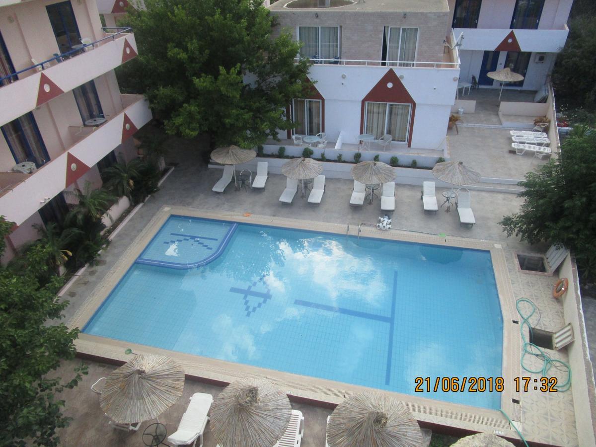 Saint Konstantin Beach Apartments Stegna Buitenkant foto