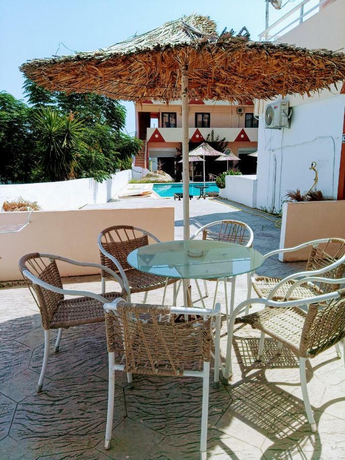 Saint Konstantin Beach Apartments Stegna Buitenkant foto